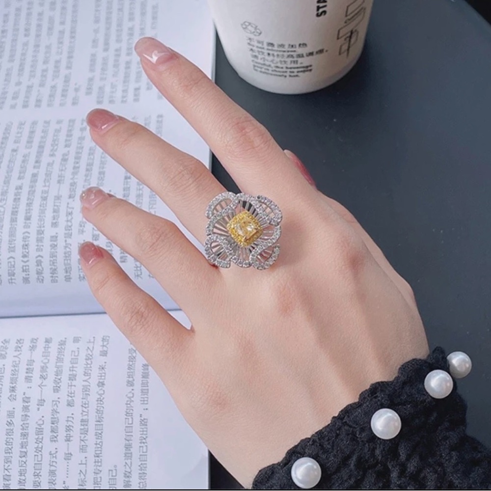 Gold-Center Floral Cocktail Ring in Silver Tone - Women Jewelry